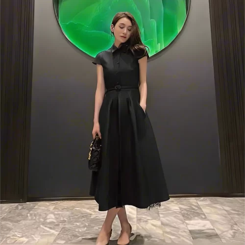 Chic 2024 Hepburn Style French Dress | Elegant Short-Sleeved Umbrella Skirt